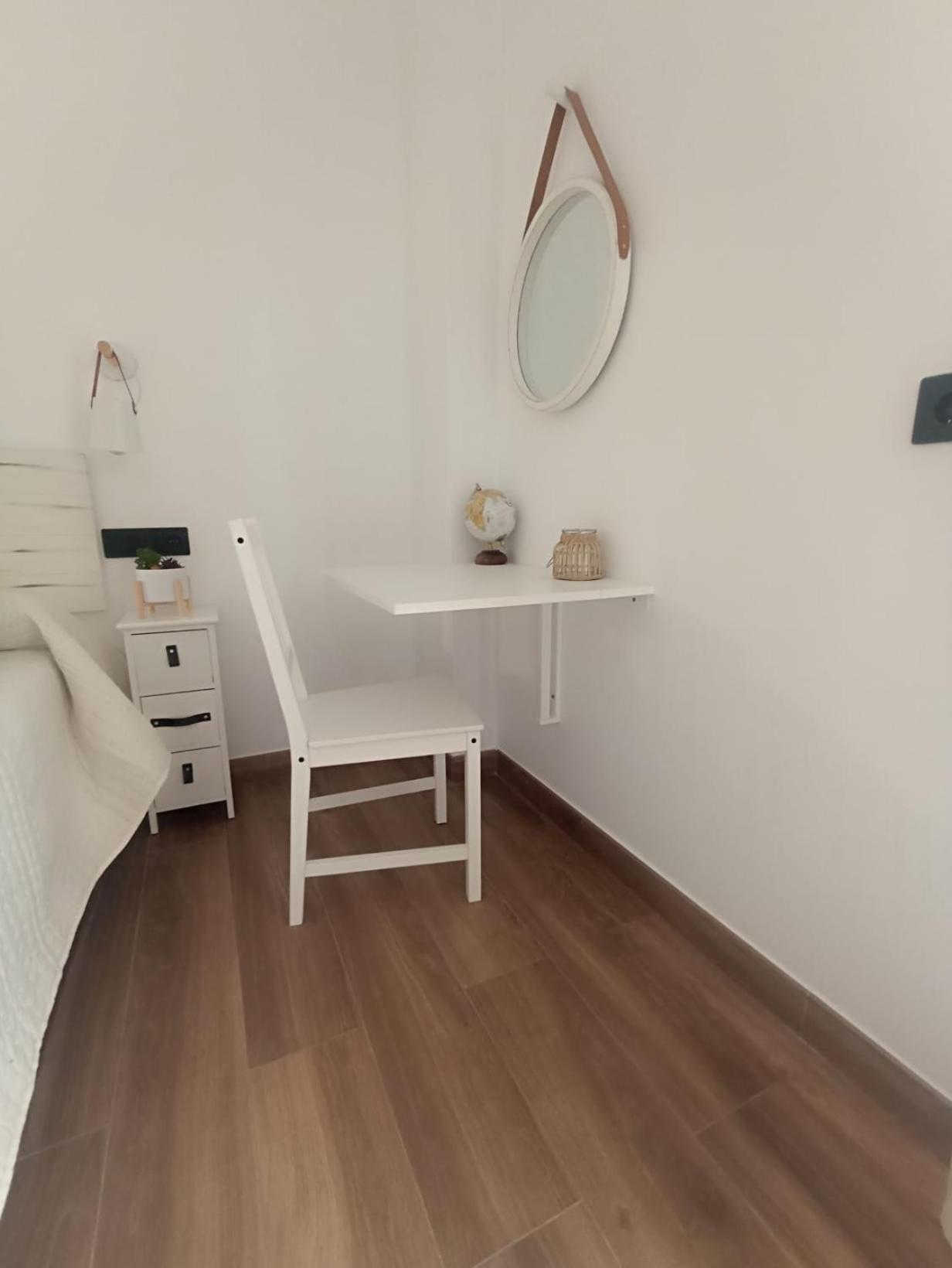 Apartamento Nuevo Centrico Con Aparcamiento Privado Incluido Alcalá de Guadaira Exterior foto