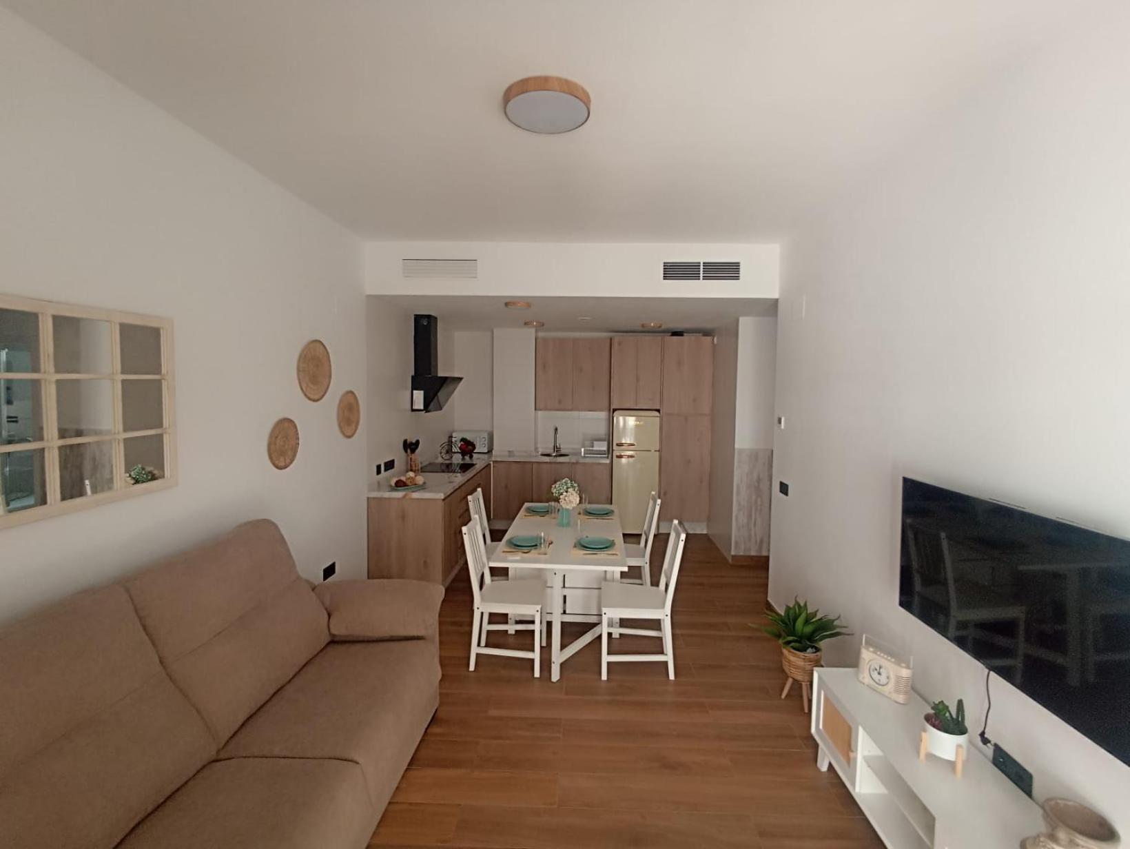 Apartamento Nuevo Centrico Con Aparcamiento Privado Incluido Alcalá de Guadaira Exterior foto