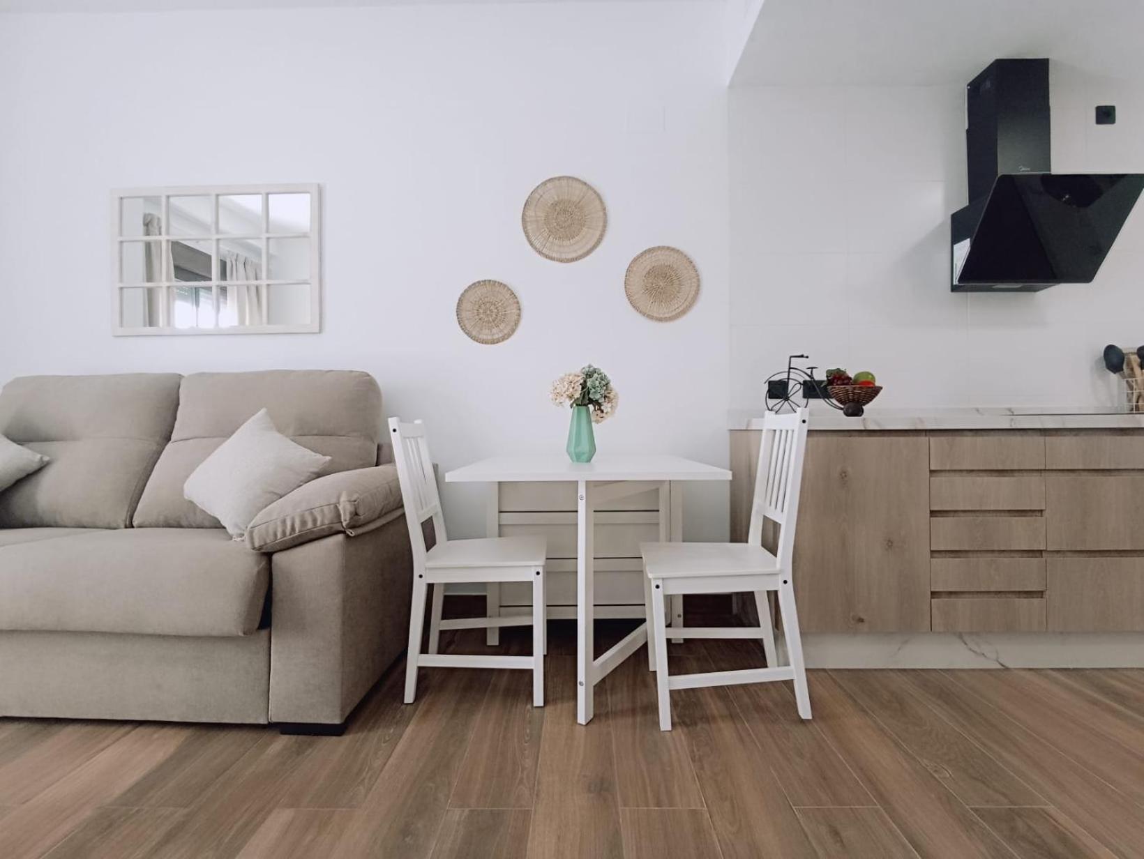 Apartamento Nuevo Centrico Con Aparcamiento Privado Incluido Alcalá de Guadaira Exterior foto