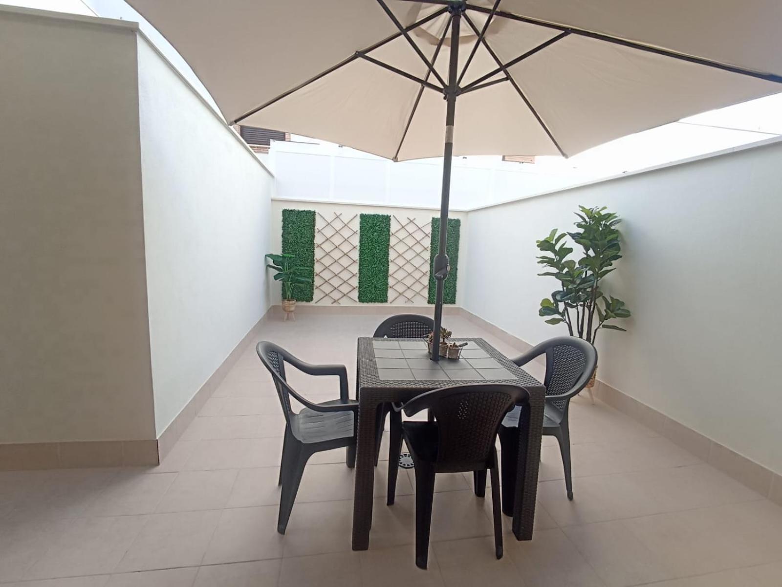 Apartamento Nuevo Centrico Con Aparcamiento Privado Incluido Alcalá de Guadaira Exterior foto